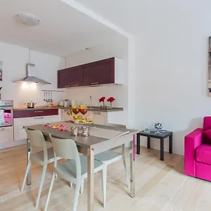  Appartement Santa Sofia Italie